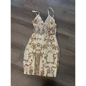 PrettyLittleThing Gold Strappy Sheer Panel Sequin Bodycon Dress CLV7417 Size 0